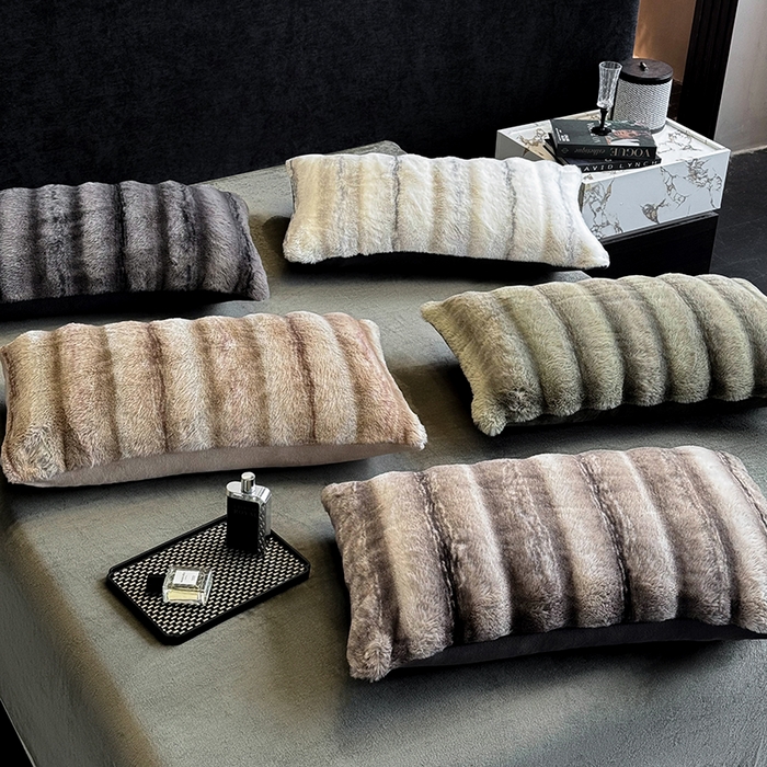 91家纺网 家纺一手货源 找家纺 若未家居 LOVEWE HOUSE 2025新款丹麦貂A版350克B版220克全消光牛奶绒简约高级感皮草绒四件套-龙猫（控价券后不低于298） 龙猫-驼色