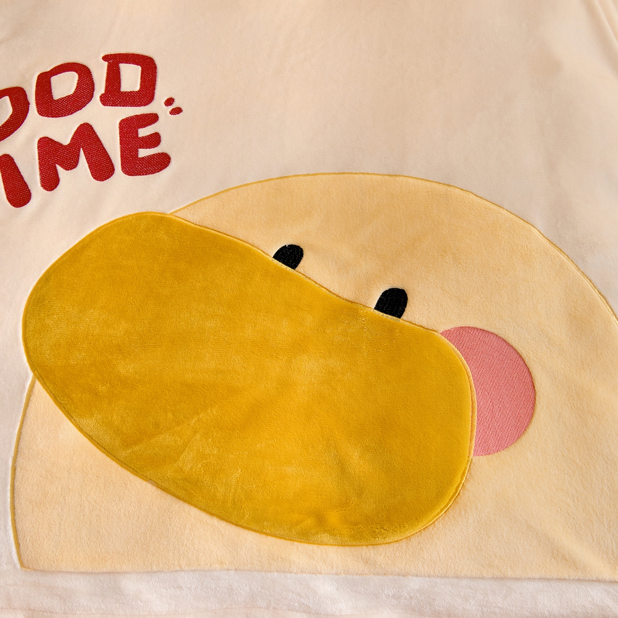 91家纺网 家纺一手货源 找家纺 梵赫 2025新款加厚牛奶绒贴布绣原创卡通幼儿园套件儿童三件套 可爱小鸭