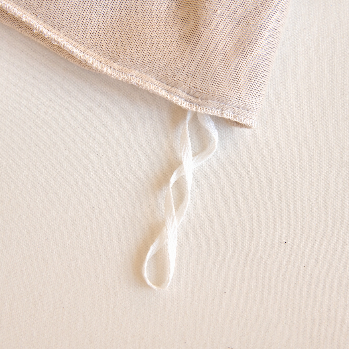 91家纺网 家纺一手货源 找家纺 梵赫 2025新款加厚牛奶绒贴布绣原创卡通幼儿园套件儿童三件套 巧克力熊