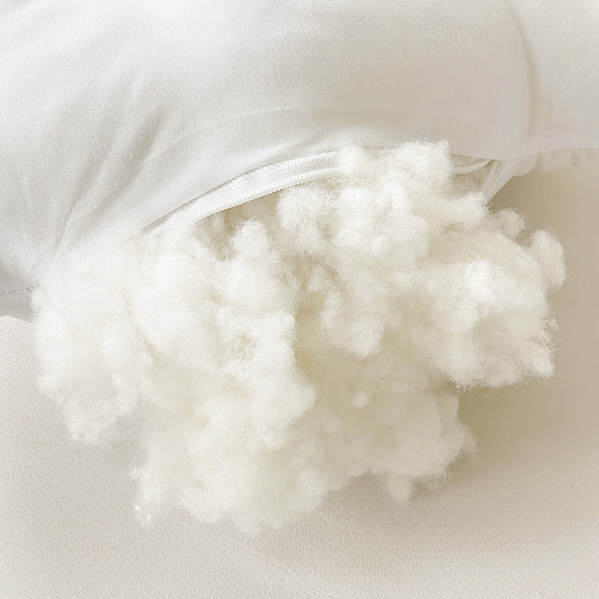 91家纺网 家纺一手货源 找家纺 亦帆枕芯 2025新款小象豆豆绒儿童枕头豆豆绒宝宝安抚枕芯加枕套 纯白内胆