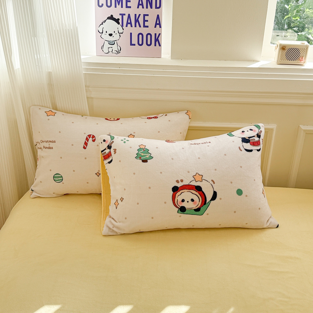 91家纺网 家纺一手货源 找家纺 呗旺鹿 2025新款A类牛奶绒数码印花卡通小清新四件套（场景二） 圣诞丫丫