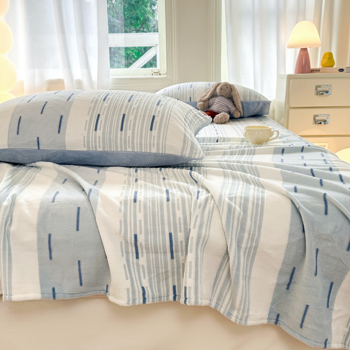 91家纺网 家纺一手货源 找家纺 （总）灰鲸 2025新款立体雕花牛奶绒床单单床单单品床单单件