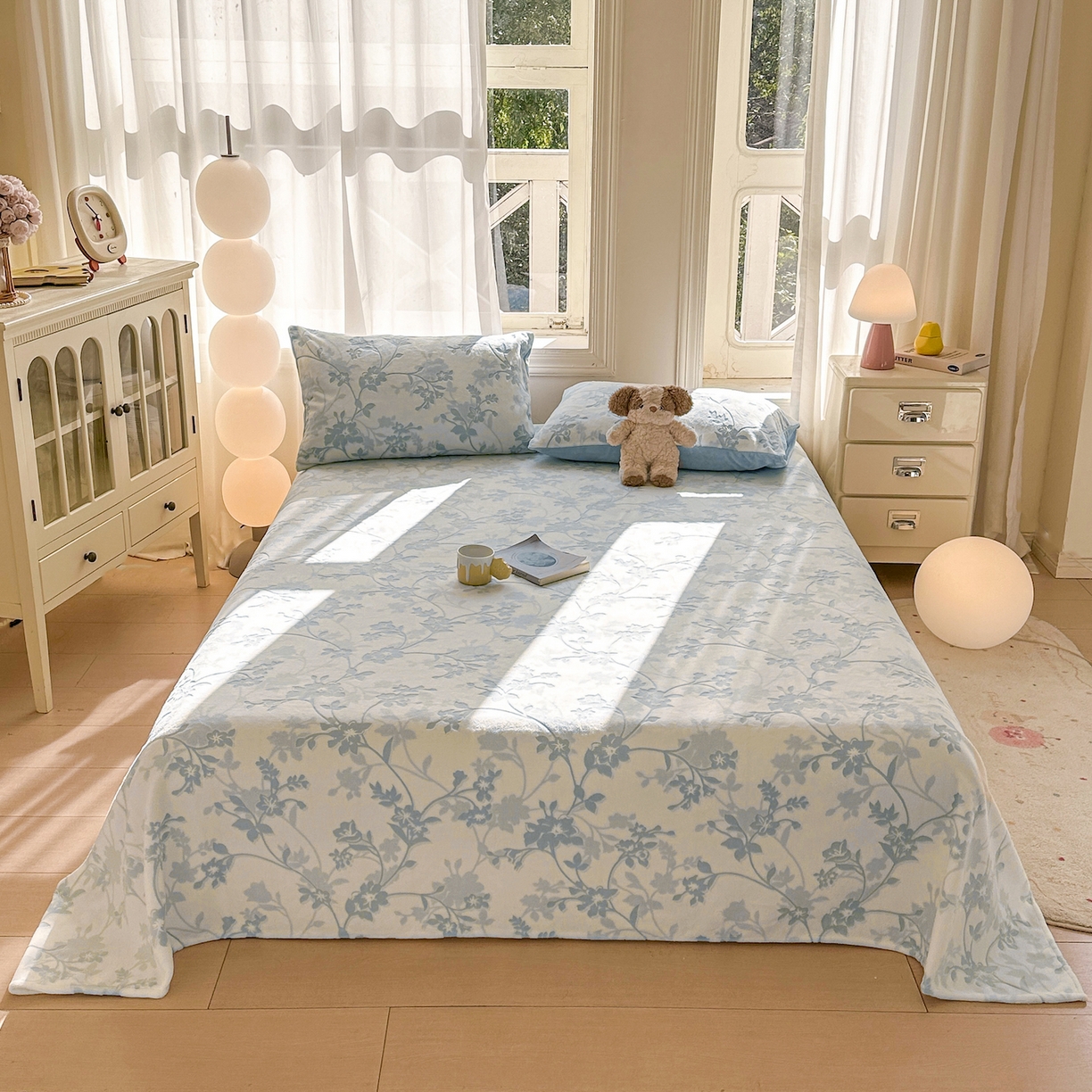 91家纺网 家纺一手货源 找家纺 灰鲸 2025新款立体雕花牛奶绒床单单床单单品床单单件 繁花-蓝