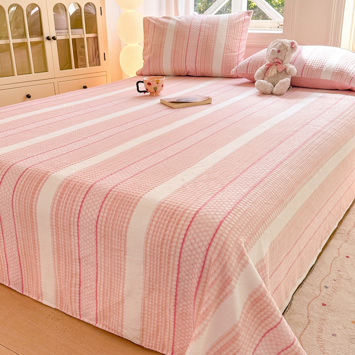 91家纺网 家纺一手货源 找家纺 灰鲸 2025新款立体雕花牛奶绒床单单床单单品床单单件 泛歌-粉