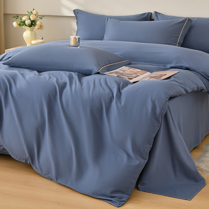 91家纺网 家纺一手货源 找家纺 宇彬家纺 2026直播热新款A类13374全棉一字绣宽边枕套被套纯色四件套贡缎新疆长绒匹马棉轻奢缩水足可定做 简绣-宾利蓝