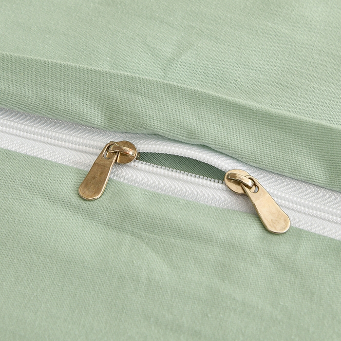 91家纺网 家纺一手货源 找家纺 宇彬家纺 2026直播热新款A类13374全棉一字绣宽边枕套被套纯色四件套贡缎新疆长绒匹马棉轻奢缩水足可定做 简绣-炫彩绿