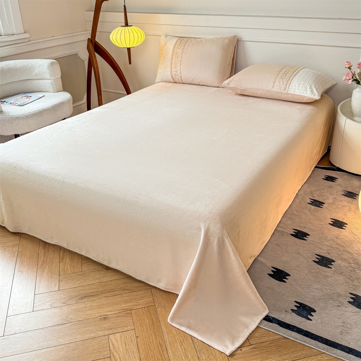 91家纺网 家纺一手货源 找家纺 灰鲸 2025新款牛奶绒刺绣拼接款四件套-威廉 威廉-奶茶