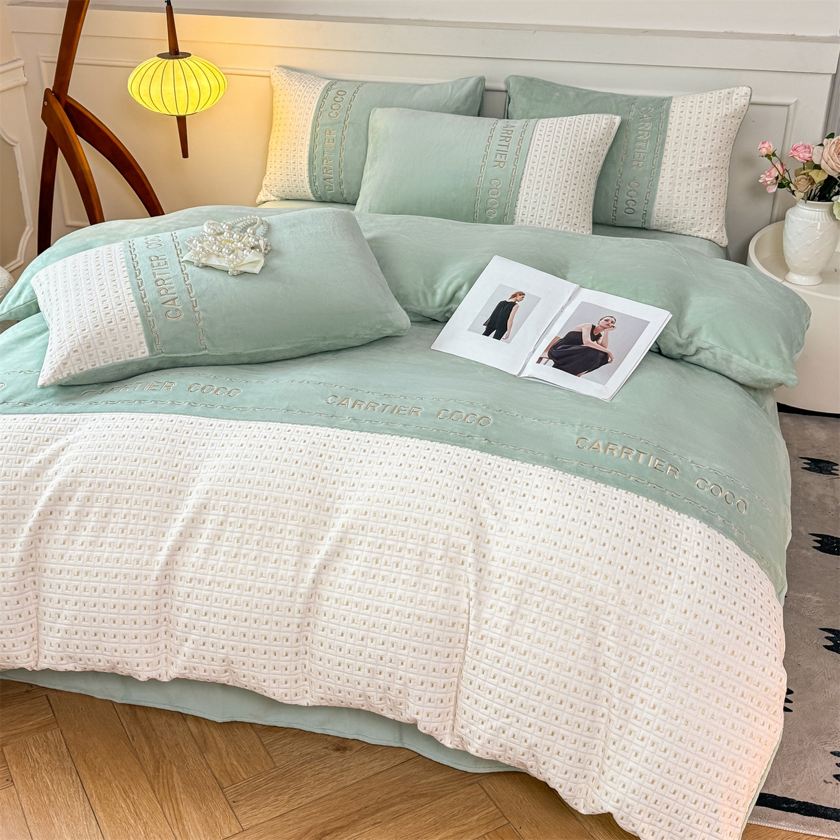 91家纺网 家纺一手货源 找家纺 灰鲸 2025新款牛奶绒刺绣拼接款四件套-威廉 威廉-抹茶绿