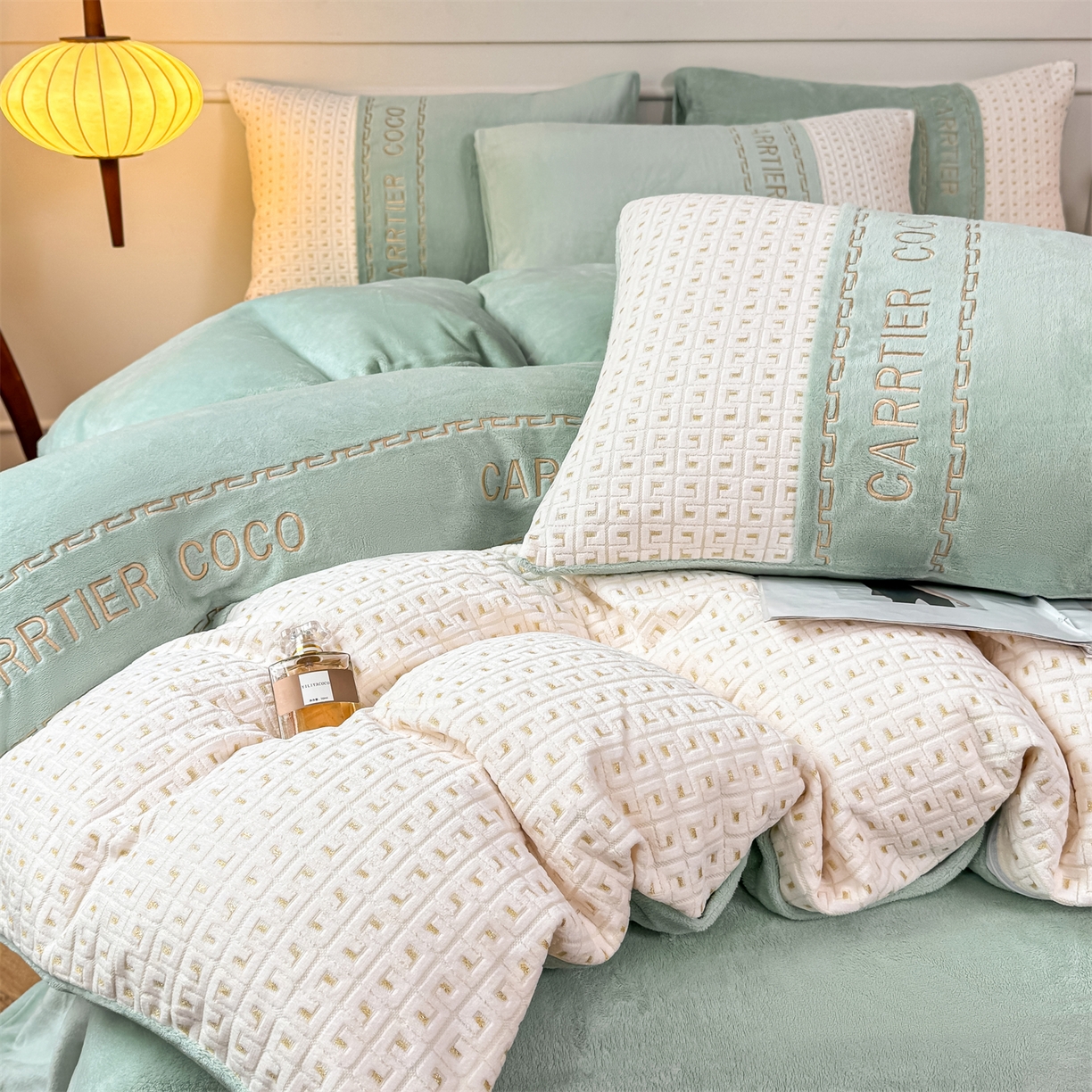 91家纺网 家纺一手货源 找家纺 灰鲸 2025新款牛奶绒刺绣拼接款四件套-威廉 威廉-抹茶绿