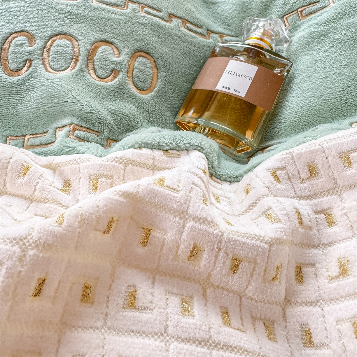 91家纺网 家纺一手货源 找家纺 灰鲸 2025新款牛奶绒刺绣拼接款四件套-威廉 威廉-抹茶绿