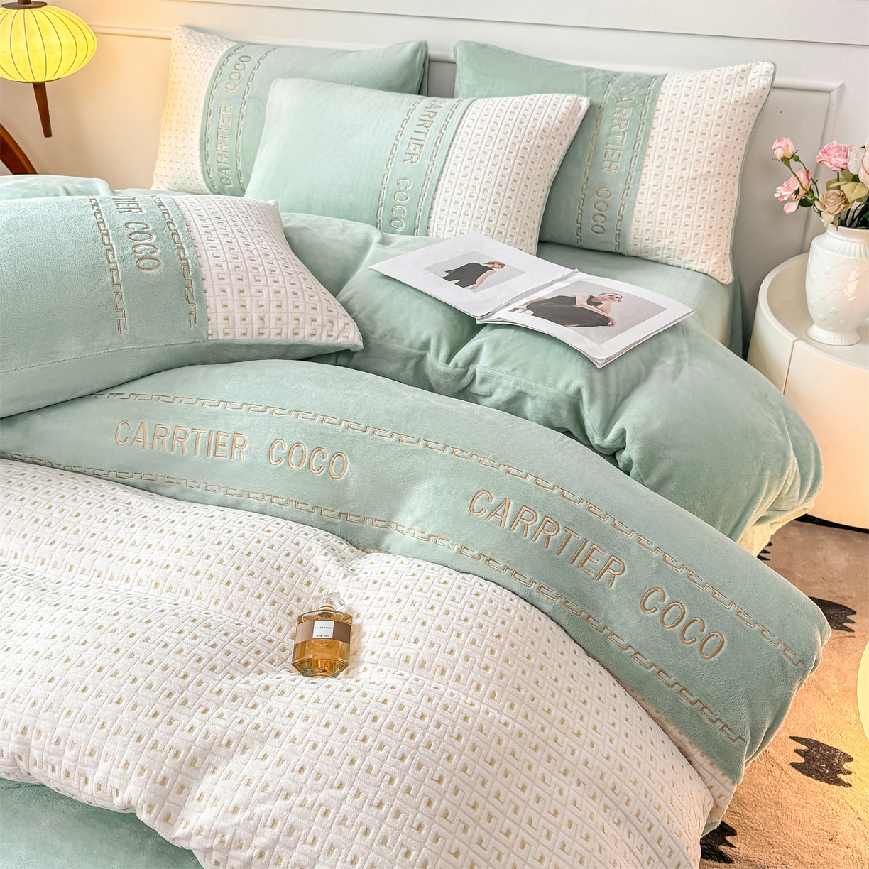 91家纺网 家纺一手货源 找家纺 灰鲸 2025新款牛奶绒刺绣拼接款四件套-威廉 威廉-抹茶绿