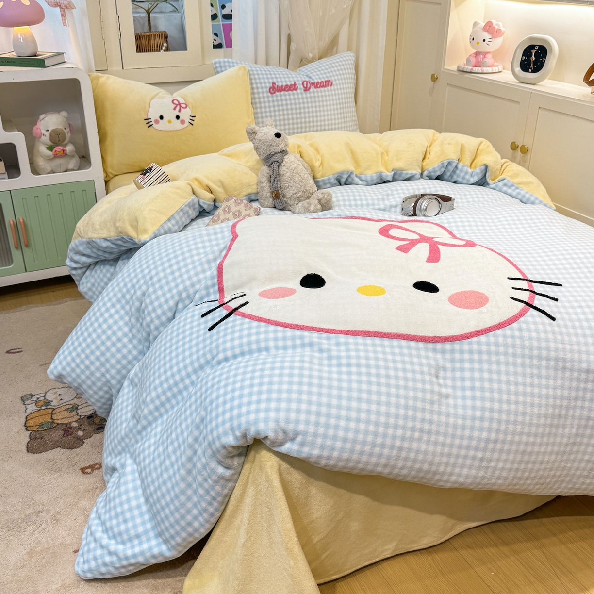 91家纺网 家纺一手货源 找家纺 （总）灰鲸 2025新款牛奶绒毛巾贴布绣四件套-大脸喵系列