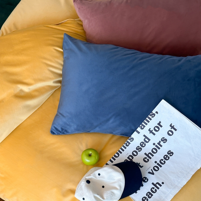 91家纺网 家纺一手货源 找家纺 例外 2025新款日式良品190克高克重天鹅绒HD混搭系列四件套 HD暖黄