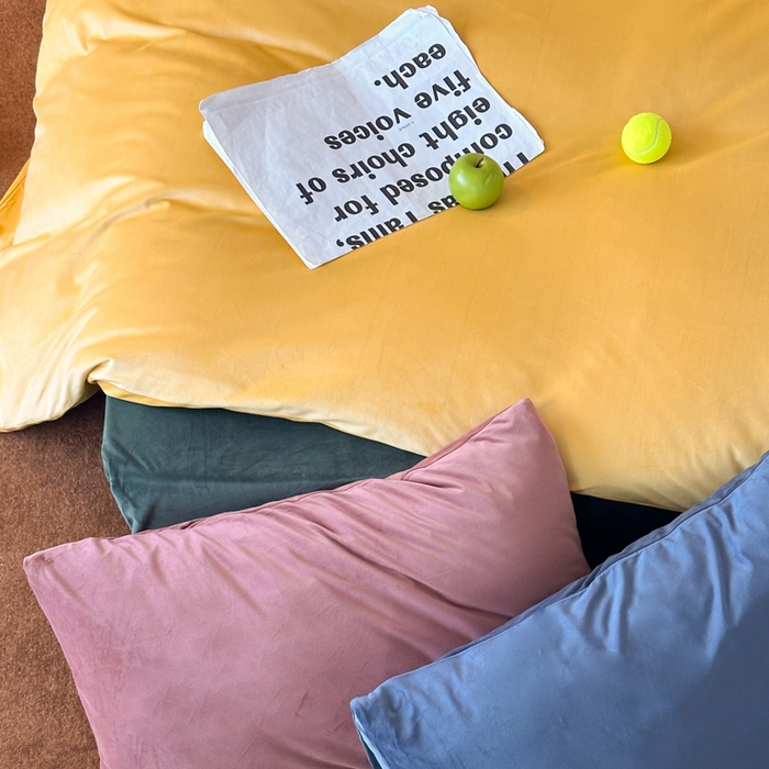 91家纺网 家纺一手货源 找家纺 例外 2025新款日式良品190克高克重天鹅绒HD混搭系列四件套 HD暖黄