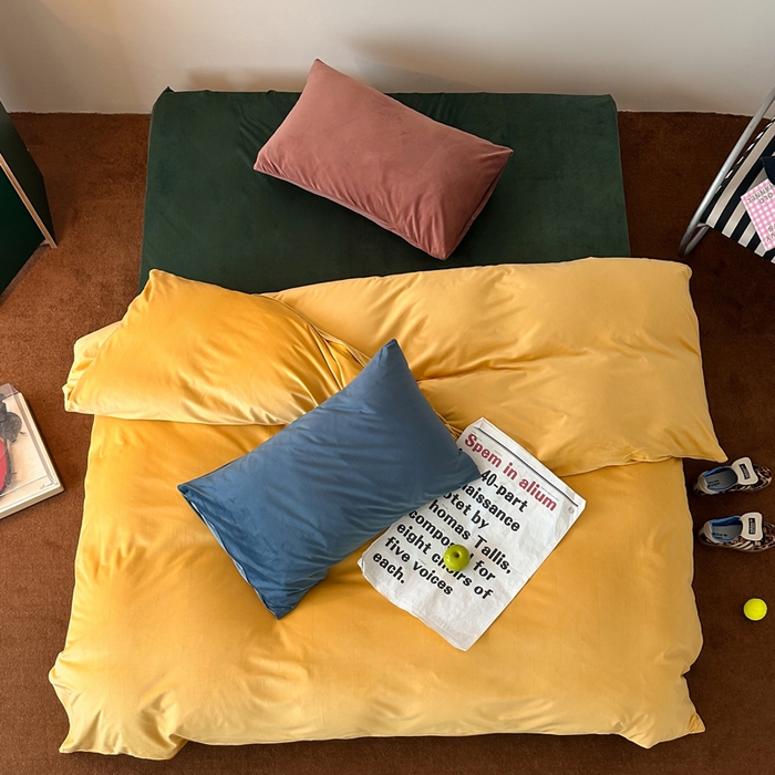 91家纺网 家纺一手货源 找家纺 例外 2025新款日式良品190克高克重天鹅绒HD混搭系列四件套 HD暖黄