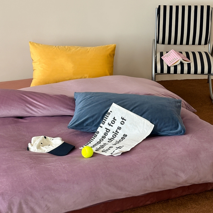 91家纺网 家纺一手货源 找家纺 例外 2025新款日式良品190克高克重天鹅绒HD混搭系列四件套 HD藕紫