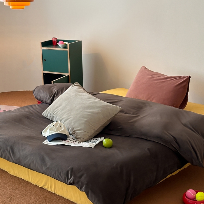 91家纺网 家纺一手货源 找家纺 例外 2025新款日式良品190克高克重天鹅绒HD混搭系列四件套 HD咖啡