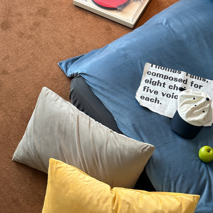 91家纺网 家纺一手货源 找家纺 例外 2025新款日式良品190克高克重天鹅绒HD混搭系列四件套 HD雾蓝