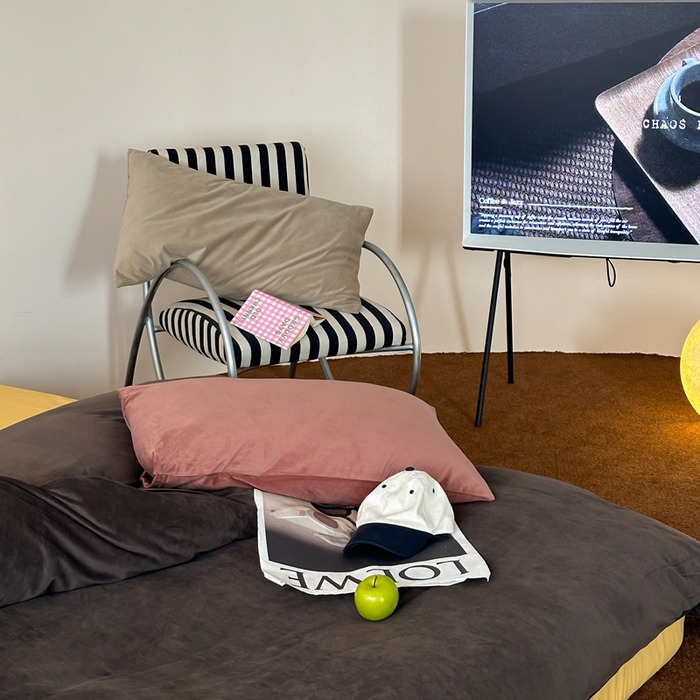 91家纺网 家纺一手货源 找家纺 例外 2025新款日式良品190克高克重天鹅绒HD混搭系列四件套 HD咖啡