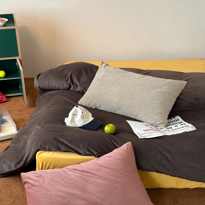 91家纺网 家纺一手货源 找家纺 例外 2025新款日式良品190克高克重天鹅绒HD混搭系列四件套 HD咖啡