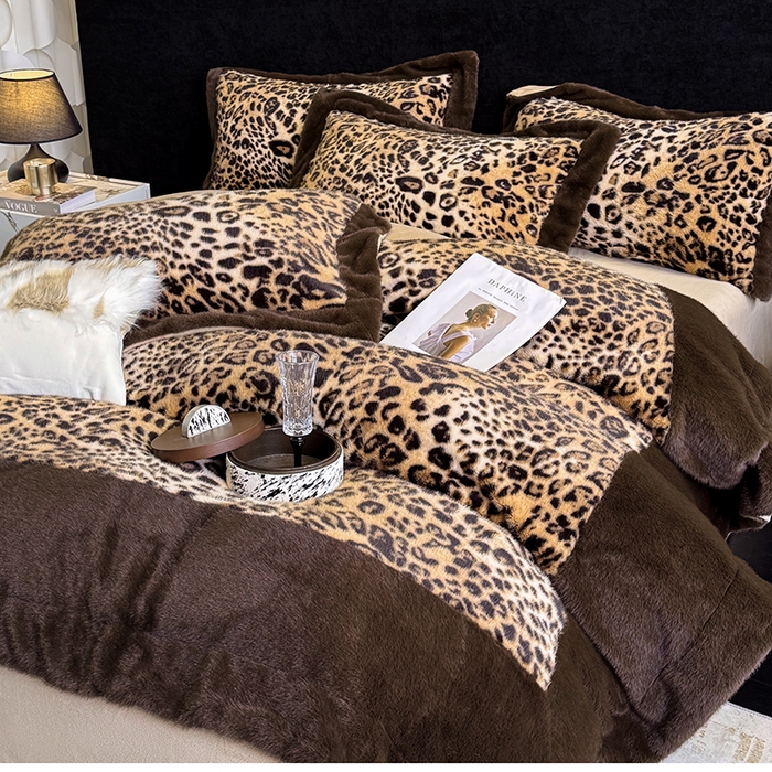 91家纺网 家纺一手货源 找家纺 丞音家纺 11斤新款秋冬A类轻奢皮草绒加厚保暖水貂绒牛奶绒床上用品珊瑚绒四件套床单被套 卡尔-豹纹