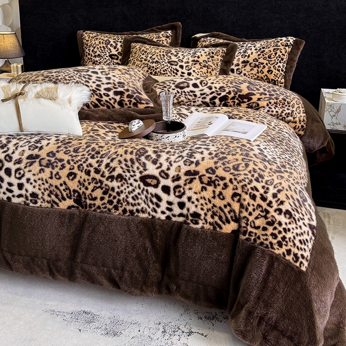 91家纺网 家纺一手货源 找家纺 丞音家纺 11斤新款秋冬A类轻奢皮草绒加厚保暖水貂绒牛奶绒床上用品珊瑚绒四件套床单被套 卡尔-豹纹
