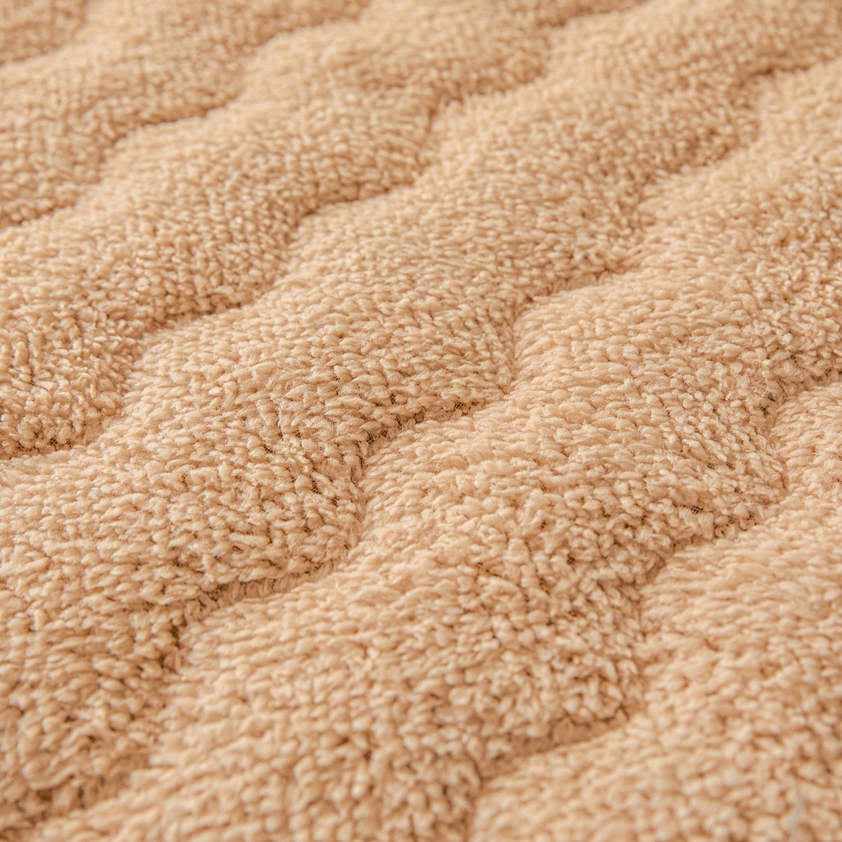 91家纺网 家纺一手货源 找家纺 缦吉 2025新款加厚羊羔绒床垫床褥-成人款 驼色