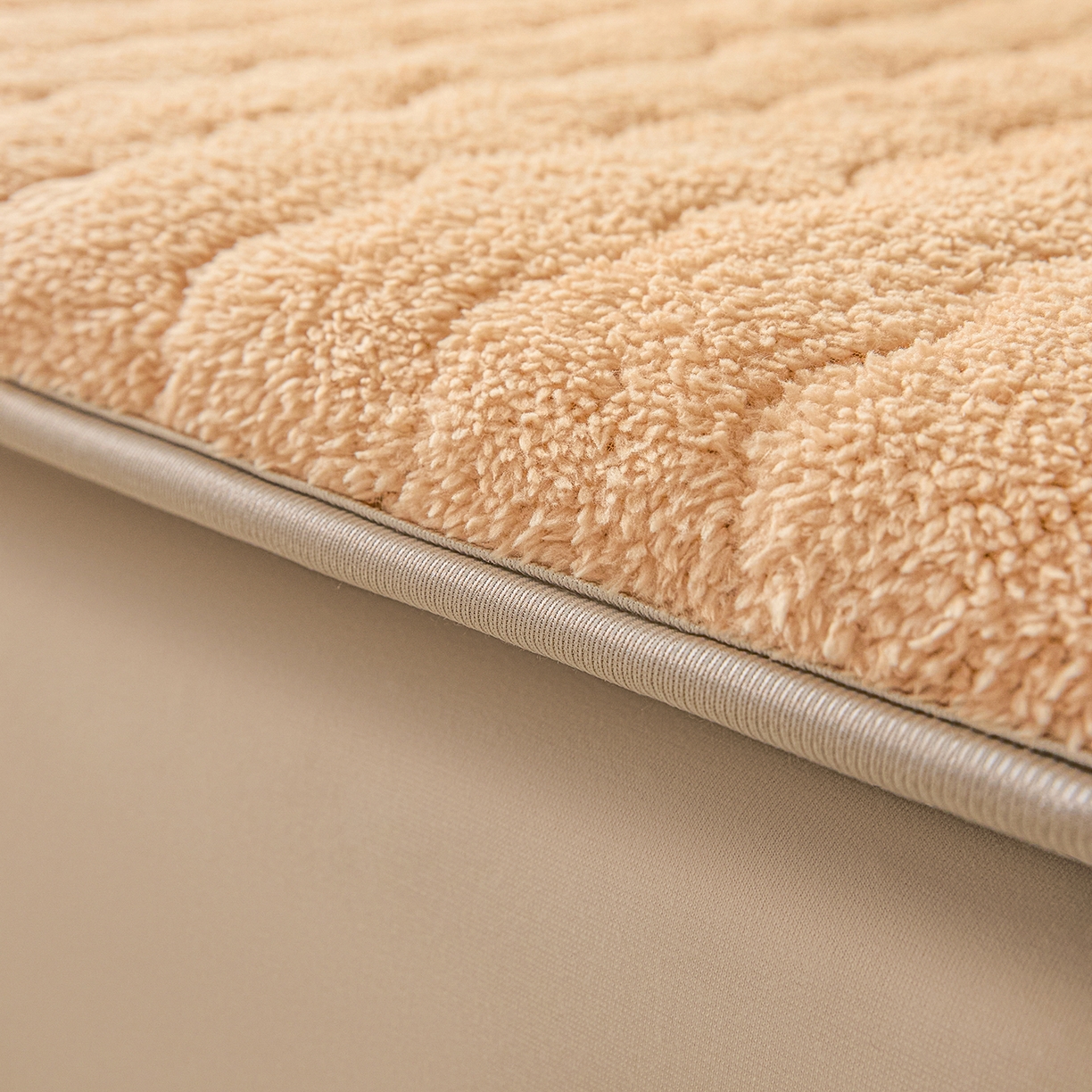 91家纺网 家纺一手货源 找家纺 缦吉 2025新款加厚羊羔绒床垫床褥-成人款 驼色