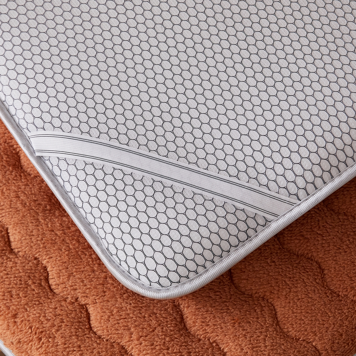 91家纺网 家纺一手货源 找家纺 缦吉 2025新款加厚羊羔绒床垫床褥-学生款 咖色