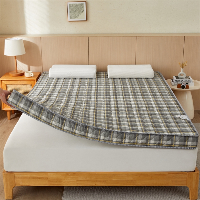 91家纺网 家纺一手货源 找家纺 美芝莱床垫 2025新款立体棉花床垫【带有买家秀】针织抗菌支撑床垫 格子灰（5.5cm）