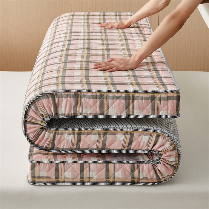 91家纺网 家纺一手货源 找家纺 美芝莱床垫 2025新款立体棉花床垫【带有买家秀】针织抗菌支撑床垫 格子粉（5.5cm）