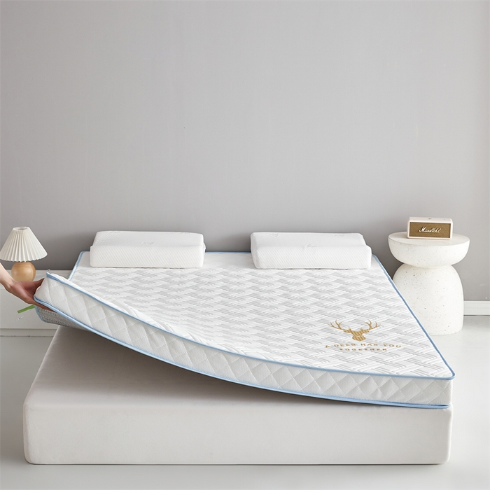 91家纺网 家纺一手货源 找家纺 （总）美芝莱床垫 2025新款立体鹿头立体撞色床垫【带有买家秀】针织抗菌支撑床垫
