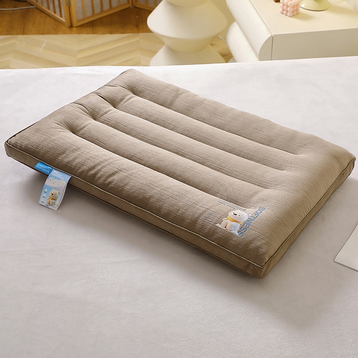 91家纺网 家纺一手货源 找家纺 糖果枕芯 2025新款水晶绒枕芯双边单人宿舍枕头护颈定型枕头枕芯 云享护颈枕低枕-灰色