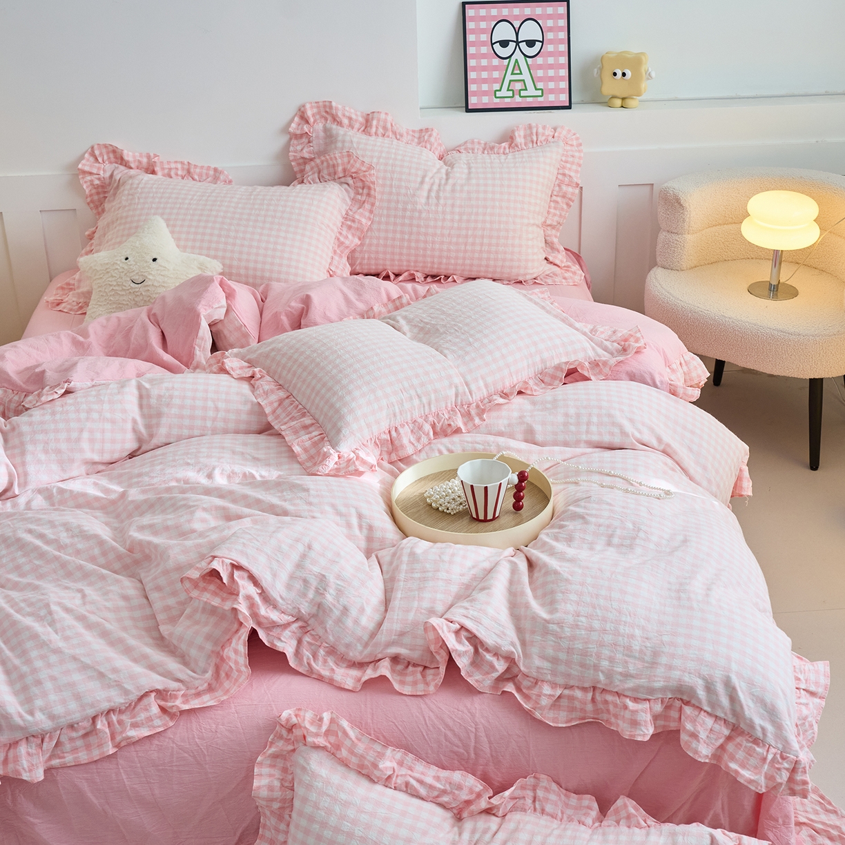 91家纺网 家纺一手货源 找家纺 珂博家纺 2025新款韩版花边四件套纯棉全棉水洗棉四件套 浅粉小格