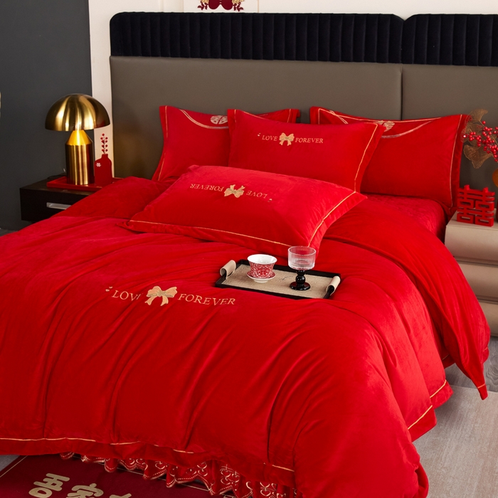 91家纺网 家纺一手货源 找家纺 默忆 2025新款婴儿绒刺绣婚庆四件套 蝴蝶结