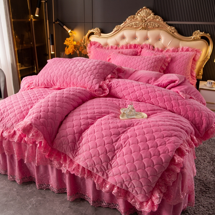 91家纺网 家纺一手货源 找家纺 （总）默忆 2025新款宝宝绒蕾丝刺绣花边四件套