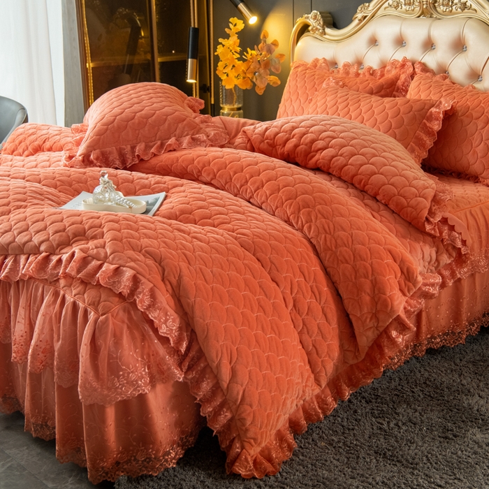 91家纺网 家纺一手货源 找家纺 默忆 2025新款宝宝绒蕾丝刺绣花边四件套 秋日橙