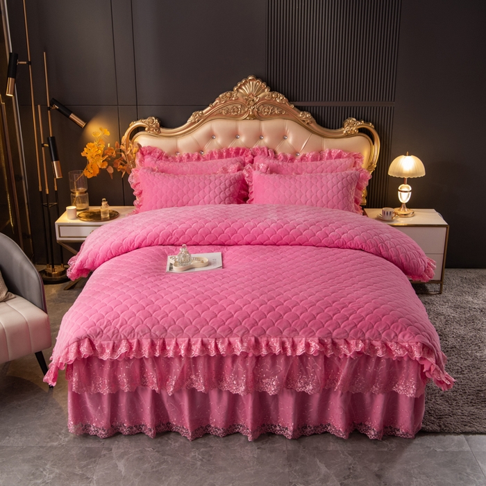 91家纺网 家纺一手货源 找家纺 （总）默忆 2025新款宝宝绒蕾丝刺绣花边四件套