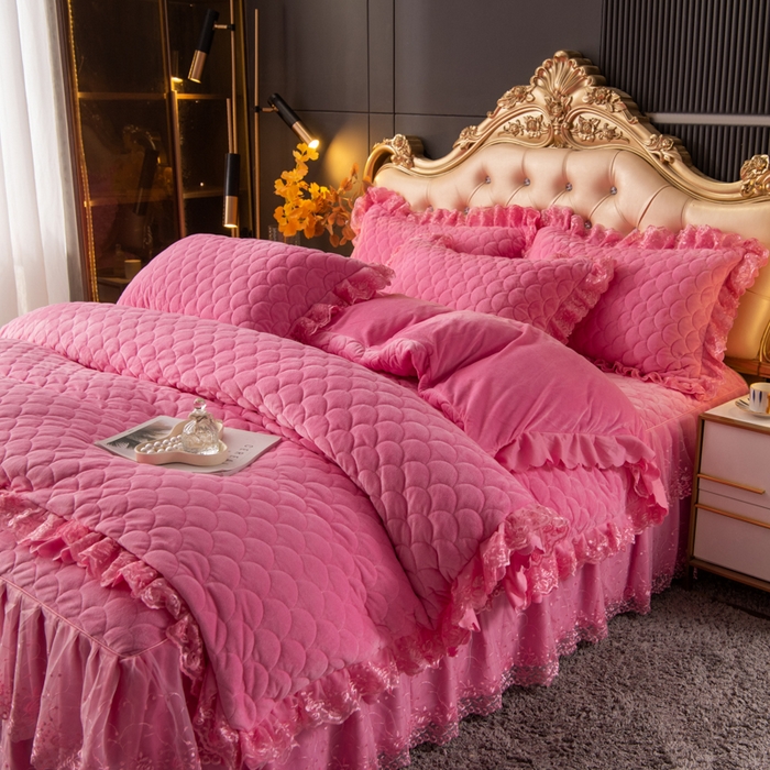 91家纺网 家纺一手货源 找家纺 （总）默忆 2025新款宝宝绒蕾丝刺绣花边四件套