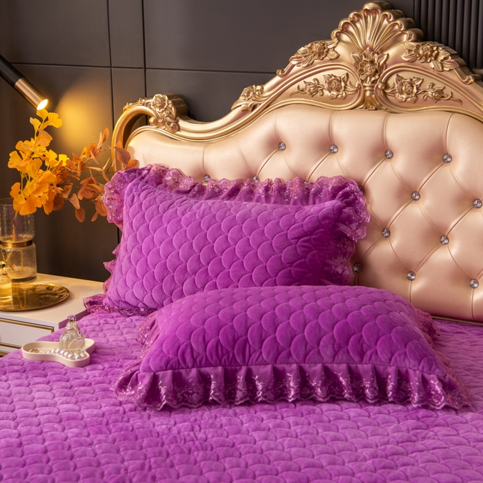 91家纺网 家纺一手货源 找家纺 默忆 2025新款宝宝绒蕾丝刺绣花边四件套 水晶紫