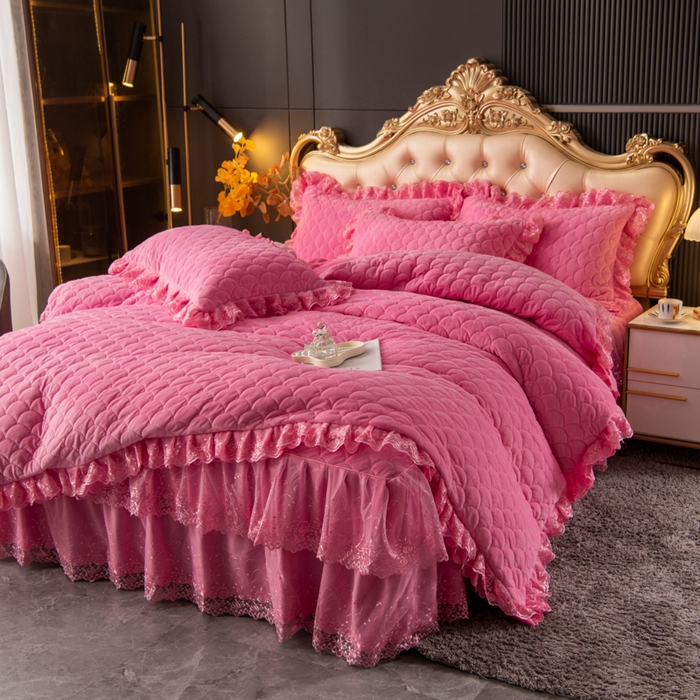 91家纺网 家纺一手货源 找家纺 （总）默忆 2025新款宝宝绒蕾丝刺绣花边四件套