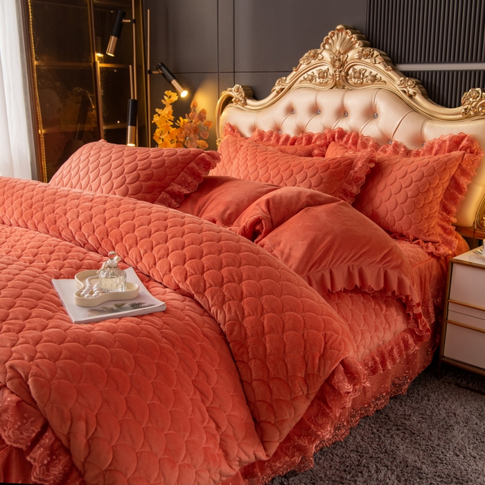 91家纺网 家纺一手货源 找家纺 默忆 2025新款宝宝绒蕾丝刺绣花边四件套 秋日橙