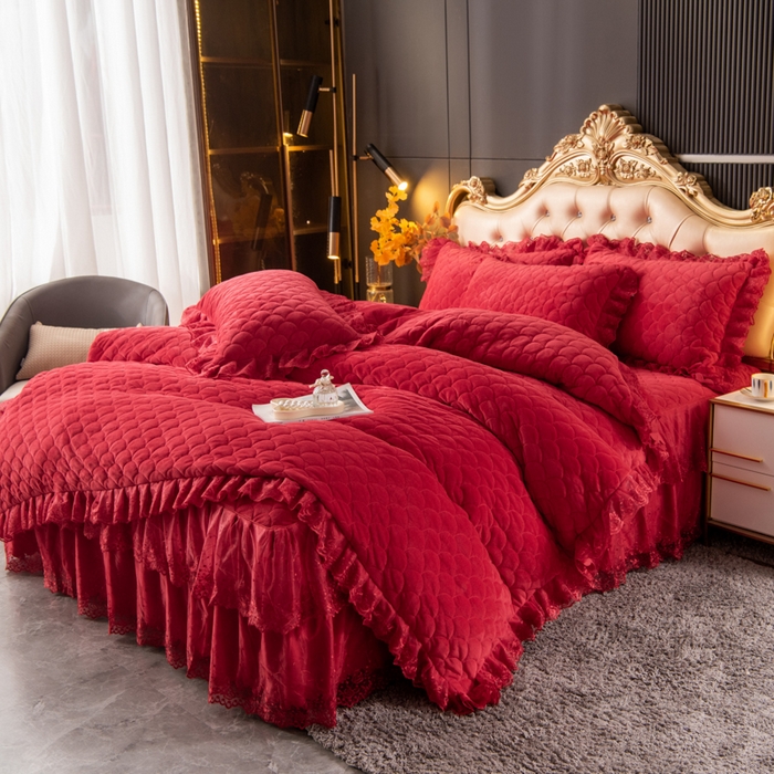 91家纺网 家纺一手货源 找家纺 默忆 2025新款宝宝绒蕾丝刺绣花边四件套 珊瑚红