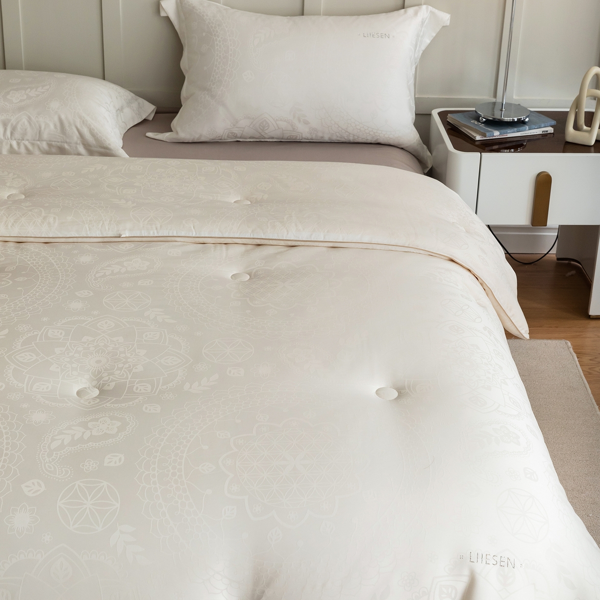 91家纺网 家纺一手货源 找家纺 （总）丽笙被芯 2025新款A类至臻李官奇大豆被子被芯