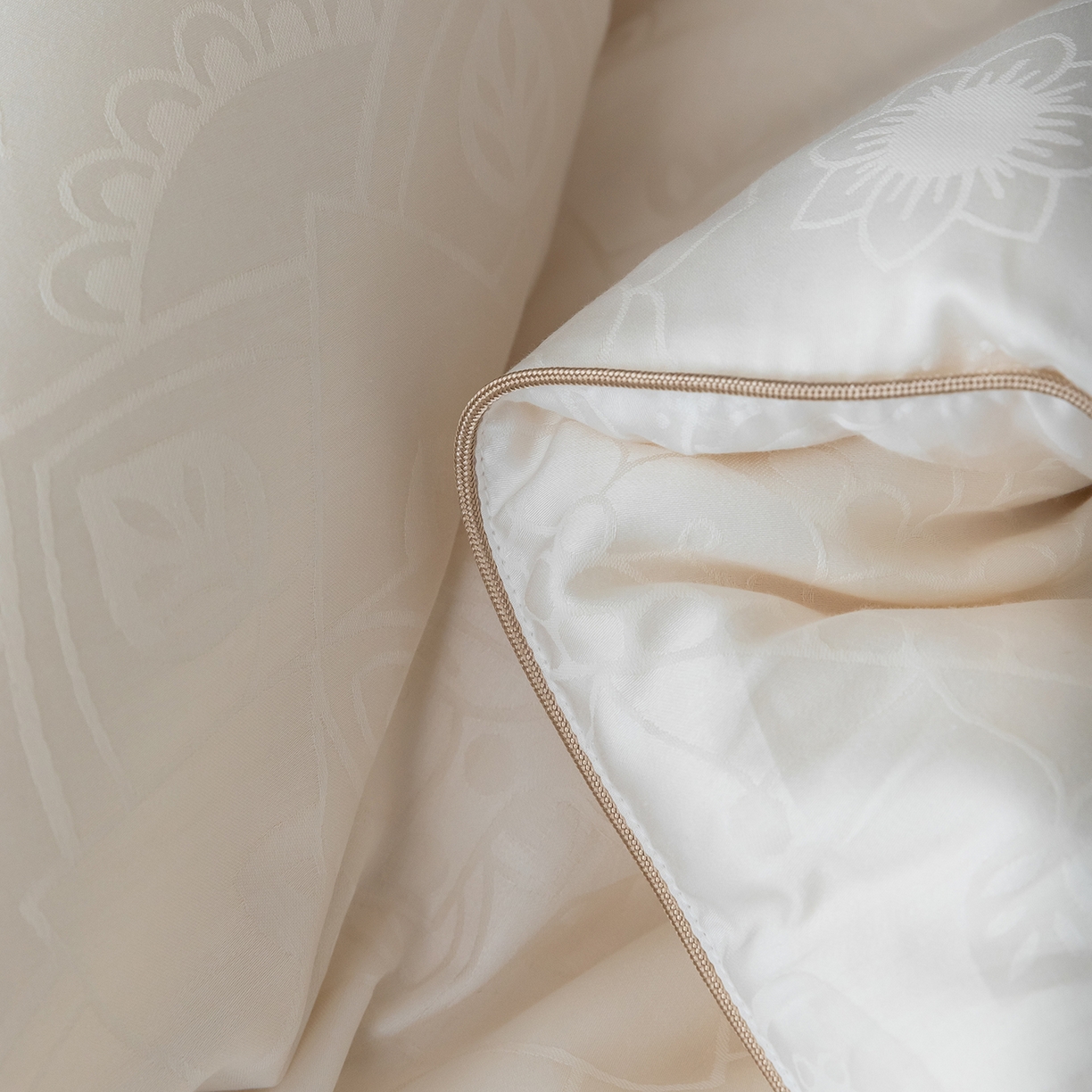 91家纺网 家纺一手货源 找家纺 （总）丽笙被芯 2025新款A类至臻李官奇大豆被子被芯