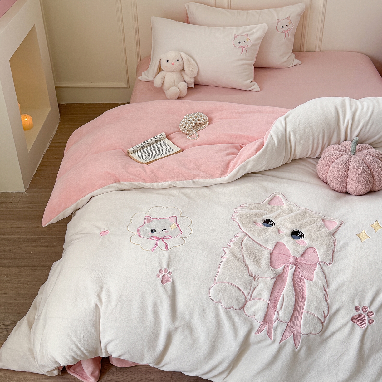 91家纺网 家纺一手货源 找家纺 （总）TT.one 塔塔家居 2025新款牛奶绒立体贴布绣四件套