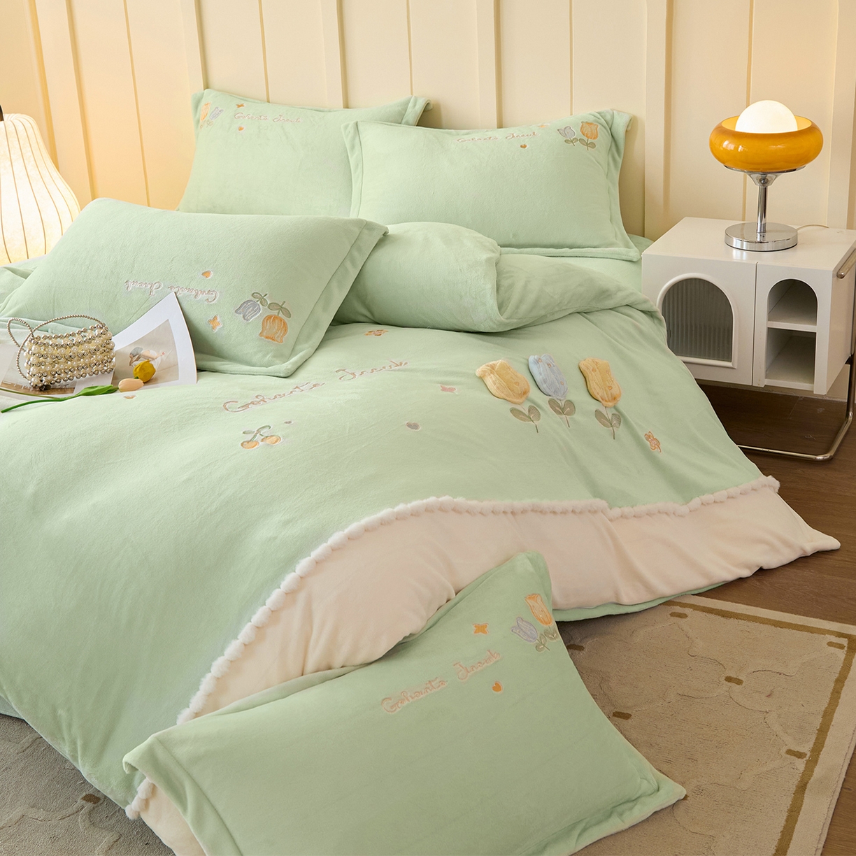 91家纺网 家纺一手货源 找家纺 卡初家居（原微来） 2025新款秋冬亲肤牛奶绒绣花四件套-多喜系列 多喜-果绿