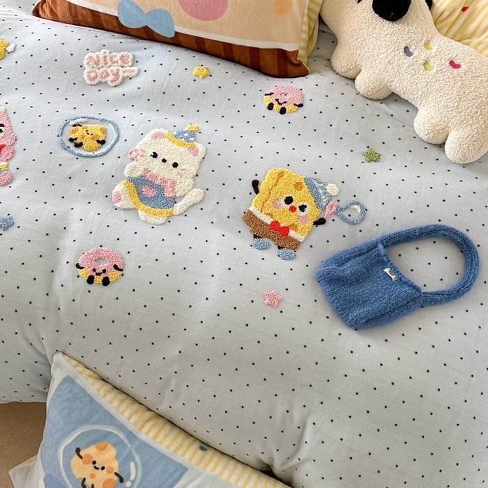 91家纺网 家纺一手货源 找家纺 眠屿家纺 2025新款加厚牛奶绒毛巾绣四件套 玩泡泡