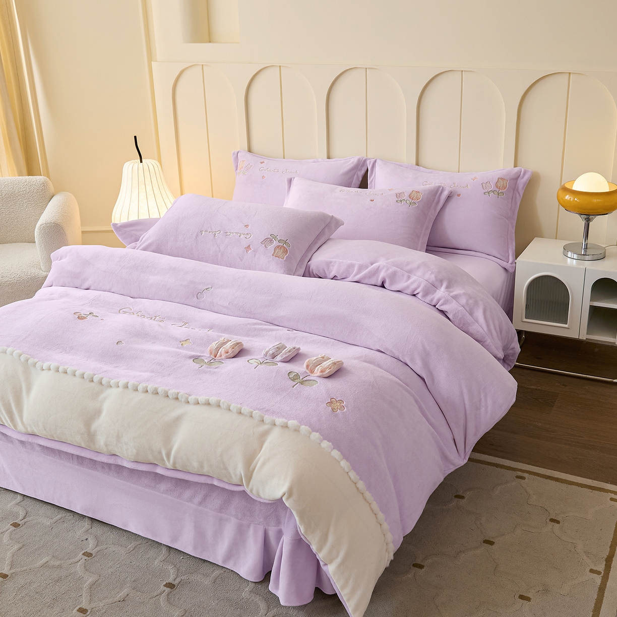 91家纺网 家纺一手货源 找家纺 卡初家居（原微来） 2025新款秋冬亲肤牛奶绒绣花四件套-多喜系列 多喜-浅紫