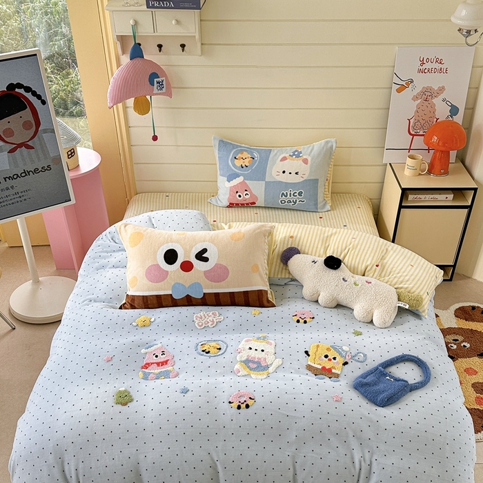 91家纺网 家纺一手货源 找家纺 眠屿家纺 2025新款加厚牛奶绒毛巾绣四件套 玩泡泡